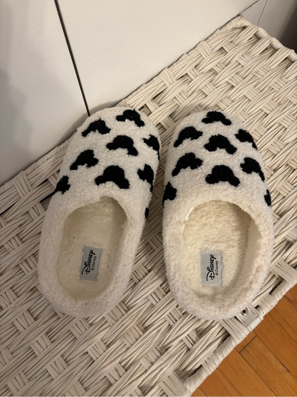 Disney micky mouse Slippers from primark size 7 worn twice